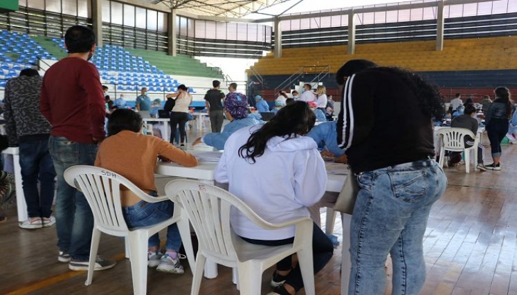 Ante los elevados picos del dengue se implementan actividades de prevención y recolección de residuos en todo el municipio./ Foto: Cortesía / La Opinión