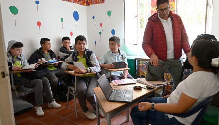 En un puesto de salud acuden a clases algunos estudiantes de El Tarrita/Foto Jorge Gutíerrez/La Opinión
