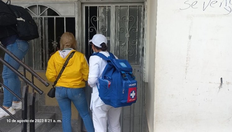 Los profesionales adelantaron visitas casa a casa con el fin de identificar aquellos infantes.  /Foto Cortesía