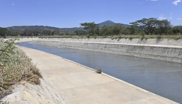 Un tramo del nuevo Canal Bogotá en su paso por el norte de la ciudad./Foto Jorge Gutíerrez/La Opinión