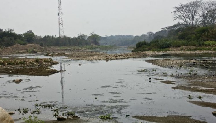 Río Pamplonita, a donde van a parar las aguas servidas de Cúcuta./Foto archivo
