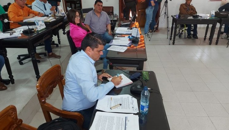 El alcalde de Ocaña, Samir Casadiego, se quedó sin la tarjeta profesional de abogado por 6 meses.