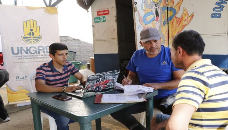 Este martes se inicia la entrega de las ayudas humanitarias a los damnificados de la ola invernal en Ocaña./ Foto: Cortesía.