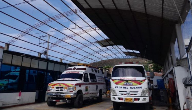 Actualmente cuentan con 3 carros contra incendios y de logística. /Foto: Deicy Sifontes/ La Opinión.