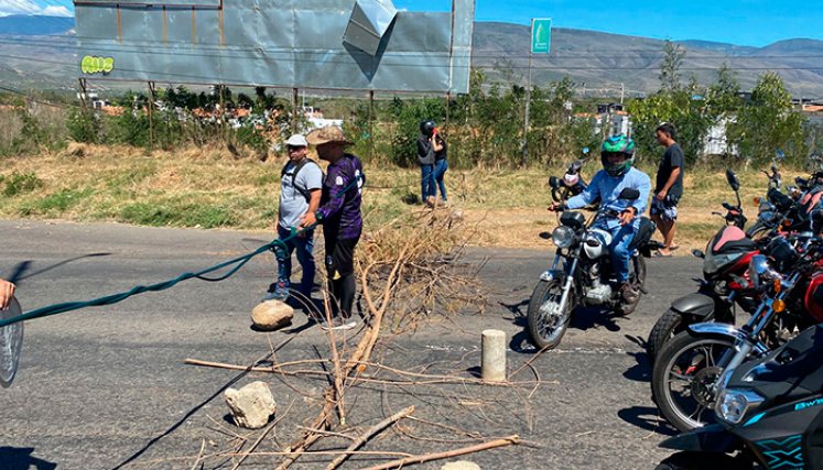 Bloqueo Villa del Rosario. 