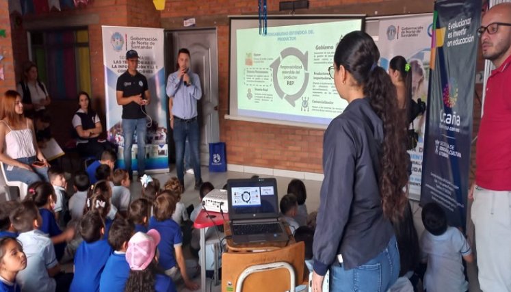 En aras de cerrar la brecha digital el ministerio de las TIC llega a las zonas apartadas de la provincia de Ocaña.