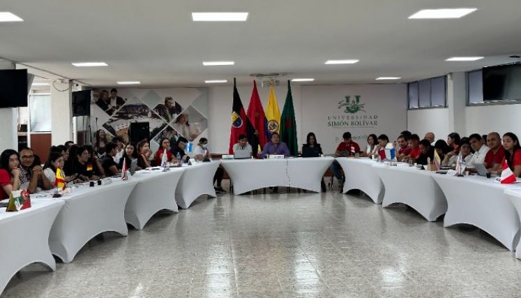 Desde la academia, la Universidad Simón Bolívar involucra a sus estudiantes de Derecho a que volteen la mirada a esta seria problemática. / Foto: Cortesía / La Opinión 
