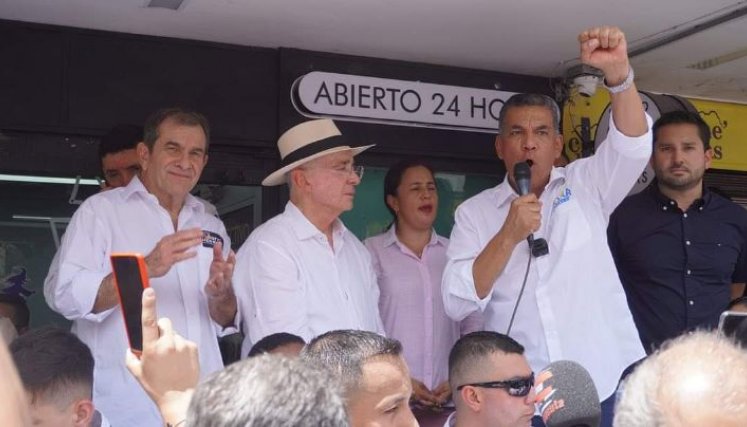 CNE resolvió dejar en firme la candidatura del general Mora