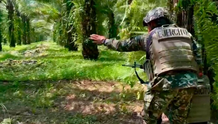 Comunidad del Guaviare asedia a militares y exige su retiro de la zona