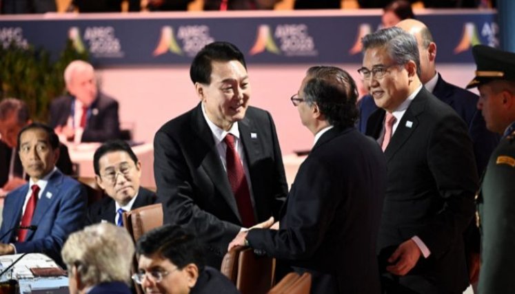 Gustavo Petro en el foro APEC