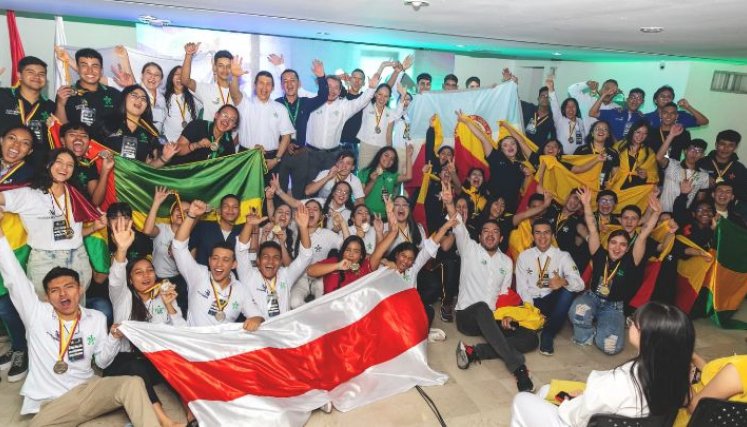 Grupo campeón que irá a representar el SENA Colombia al mundial de Lyon, Francia/Foto cortesía