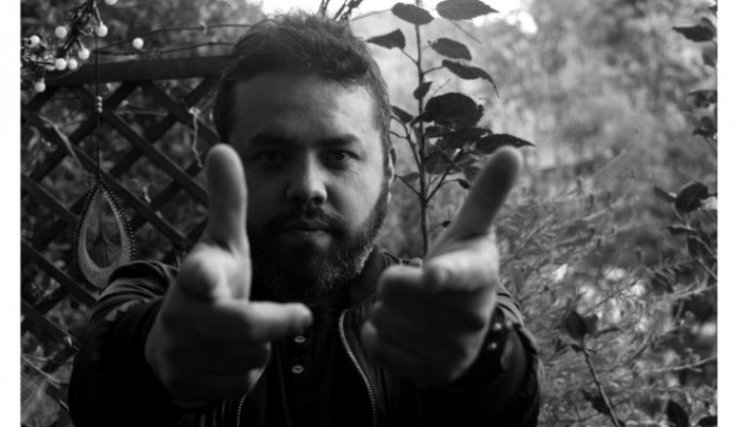 Aldo Fabián Jaimes “Aldo Zolev” lanzará un disco experimental de música electrónica el 21 de diciembre llamado “Tao”. / Foto: Cortesía. 