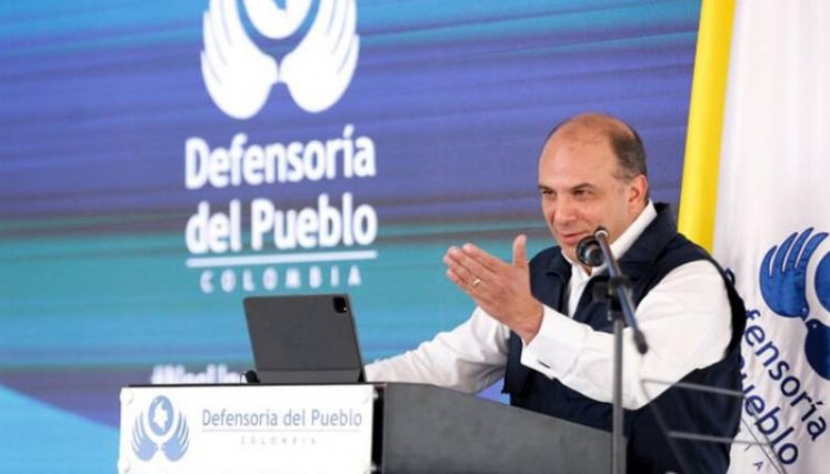 Defensor del Pueblo, Carlos Camargo 