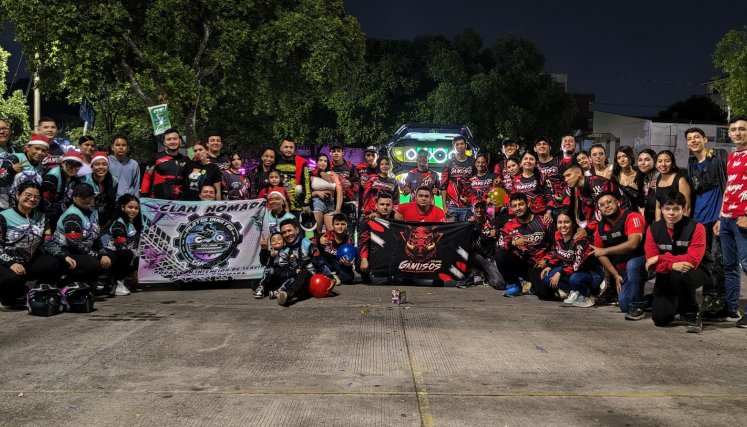 Más de 500 niños se vieron beneficiados de una donatón de regalos navideños.