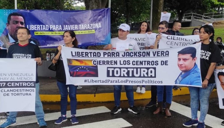 Familiares piden una navidad sin presos políticos. Foto cortesía / La Opinión 