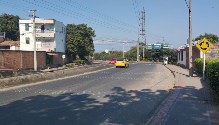 Buseta afectada por las balas 