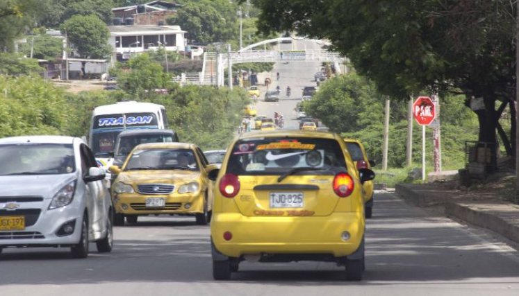 El gremio de taxistas ya solicitó a la Secretaría de Tránsito una rotación del Pico y Placa, propuesta que será evaluada. / Foto: Archivo / La Opinión 