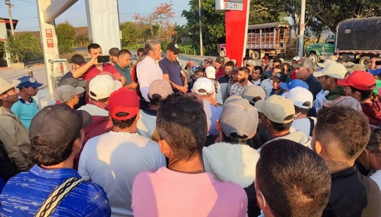 Los cultivadores se cansaron de las evasivas del Gobierno y salieron a las carreteras en señal de protesta./ Fotos Cortesía.