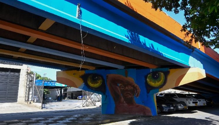 La invasión del espacio público puede ser vista por cualquiera que camine por la zona.