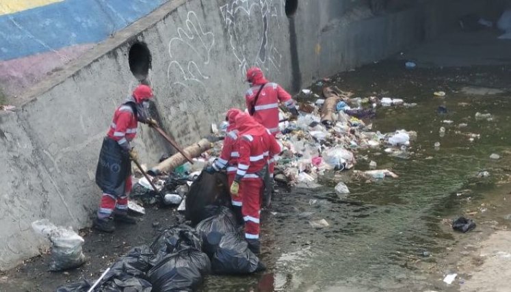 El canal Bogotá es uno de los sitios más contaminado por la presencia de basura/Foto cortesía