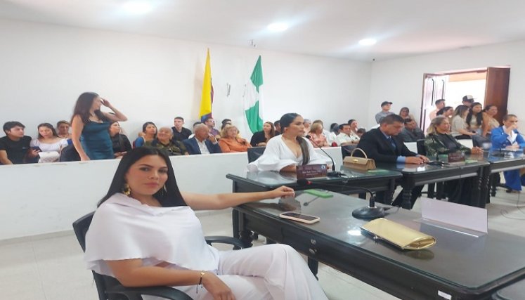 Las mujeres se unieron en el Concejo para crear la Comisión legal de la equidad de la mujer./ Foto: Cortesía