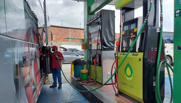 Comercializadores mayoristas llegan a unos acuerdos con minoristas en el plan de abastecimiento de combustibles./ Foto: Cortesía
