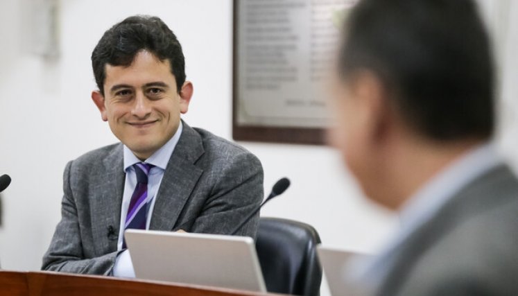 Luis Carlos Reyes tiene tan buen humor como rigor en la aplicación de la norma tributaria. 