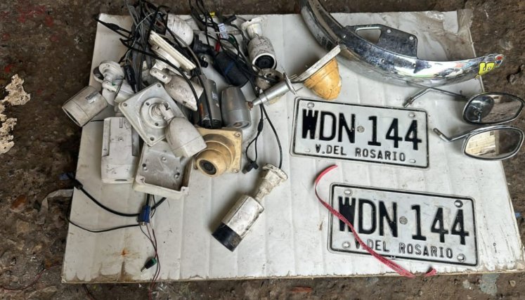 En unas recicladoras encontraron autopartes robadas.
