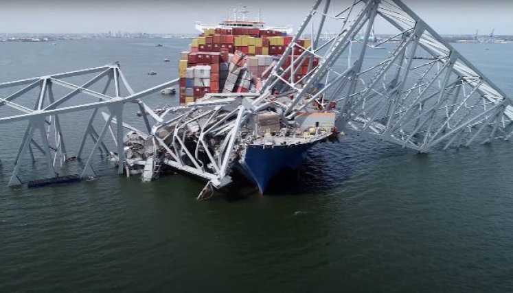 Derrumbe en puente de Baltimore, Estados Unidos.