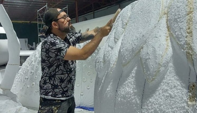 De Chinácota, a Kuwait con sus esculturas