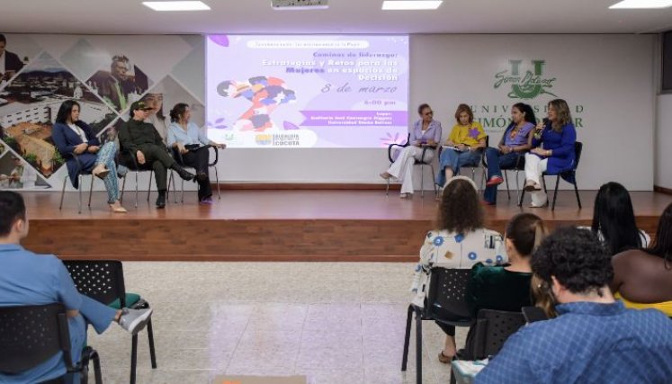 La Universidad Simón Bolívar convocó a lideresas de diferentes sectores. / Foto: Cortesía / La Opinión 