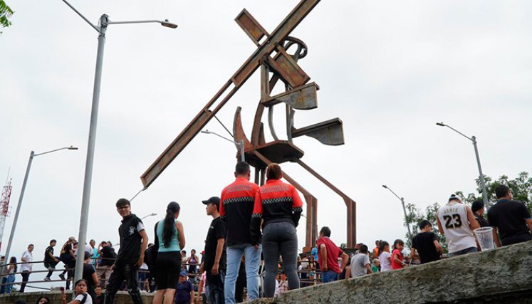 El cerro Jesús Nazareno, en el barrio Antonia Santos, es el principal sitio de concentración de feligreses en Semana Santa.. / Foto: Cortesía