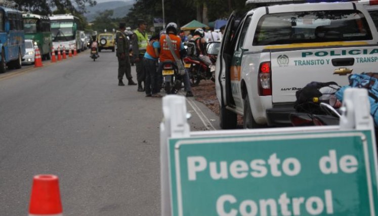 Puesto de control previo a un paso por el peaje/Foto archivo