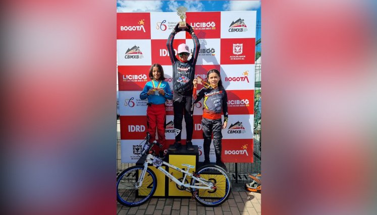 Camila de la Hoz Mora (centro) es la mejor bicicrosista de Norte en el ranquin nacional de las válidas nacionales.