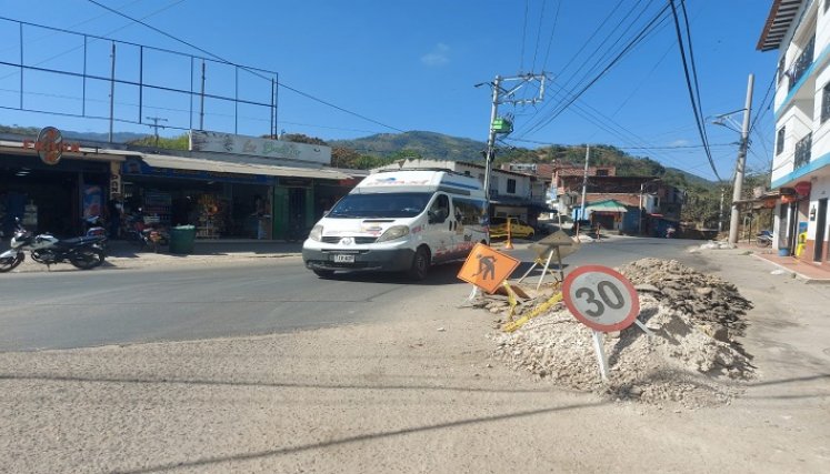 En el sector El Ramal reclaman celeridad en la construcción de un muro de contención./ Foto: Cortesía