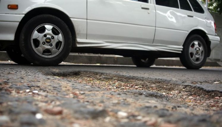 El estado de las vías ha provocado accidentes trágicos./ Foto: Carlos Ramirez. 