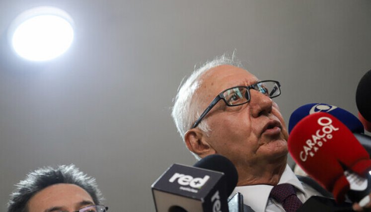 Minsalud anuncia 9 decretos ante el fracaso de la reforma