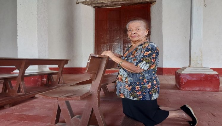 El veterano narrador Carlos Rincón, recuerda los episodios de la violencia. /Foto: Cortesía