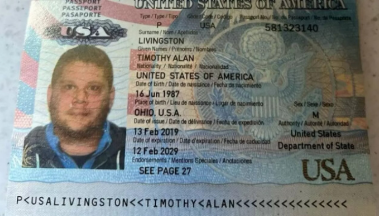 Timothy Alan Livingston fue capturado en Medellín junto a dos niñas menores de edad en el hotel Gotham. / Foto: Colprensa
