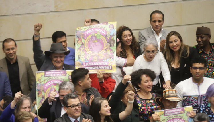 Reforma pensional: Mintrabajo pide a fondos “grandeza” para apoyar a pensionados