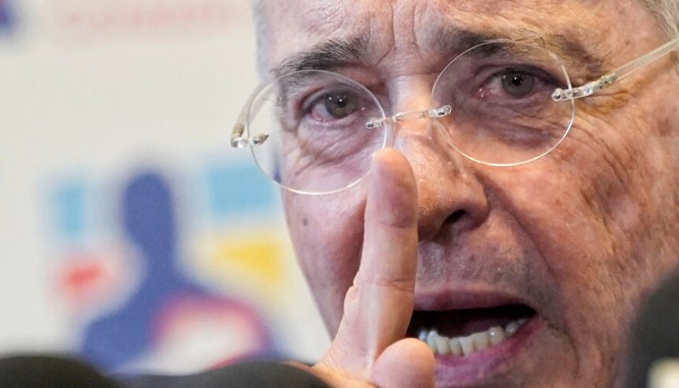 Álvaro Uribe