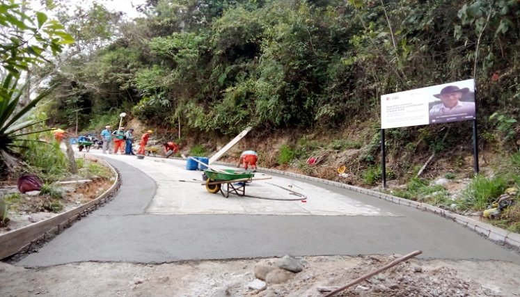 El 90% de las obras corresponde a placas huellas y también muros en gaviones, para facilitar los accesos a las veredas./ Fotos: Cortesía / La Opinión