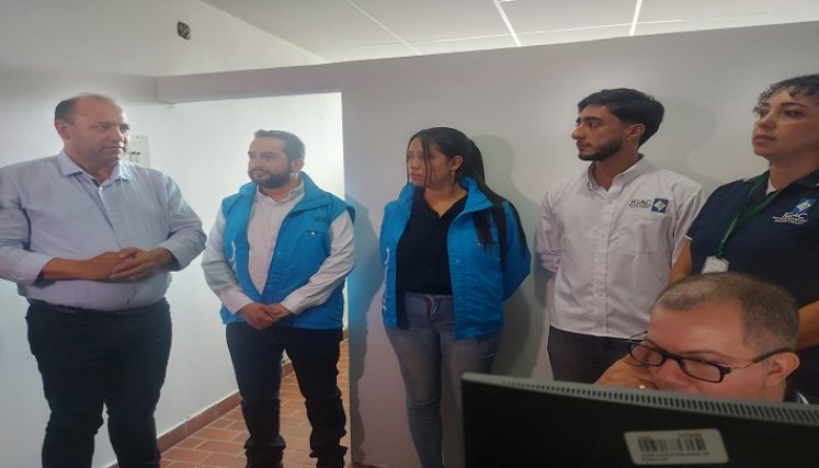 La gente puede realizar toda suerte de trámites de cara a garantizar los derechos a la propiedad. /Foto: Javier Sarabia/La Opinión