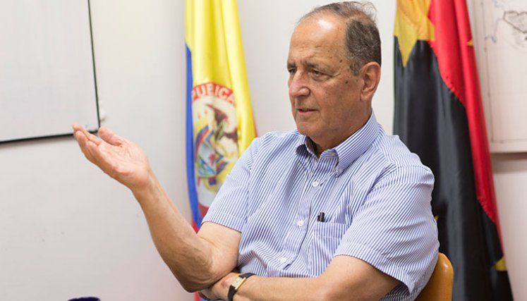 El exministro y exnegociador de Paz, Juan Camilo Restrepo, analizó lo que sucede con los diálogos de paz con el Eln./ Foto Juan Pablo Cohen-La Opinión