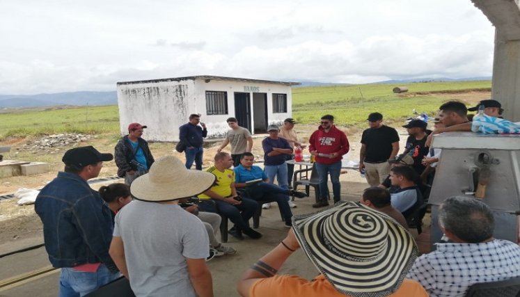 En Ábrego se instaló un Puesto de Mando Unificado para persuadir a los distribuidores minoristas de combustibles.