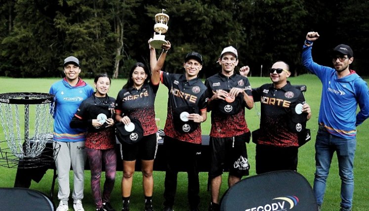 La selección Norte de disc-golf, sorprendió en el Interligas de Bogotá.
