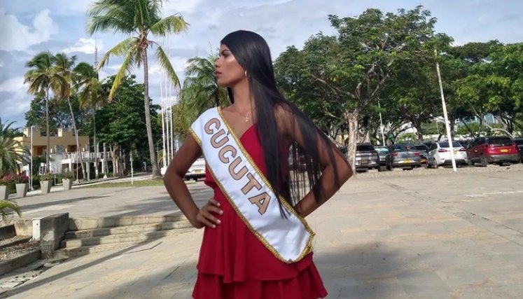 Las candidatas aspirantes al título del reinado departamental del café