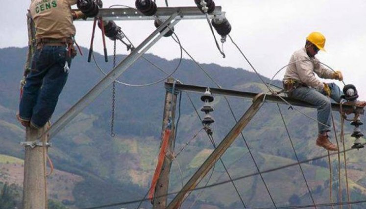 Air-e denunció a cinco generadoras de energía por manipular el mercado y aumentar arbitrariamente los precios. La empresa alega que la especulación perjudicó a los usuarios pese al exceso de agua en embalses.
