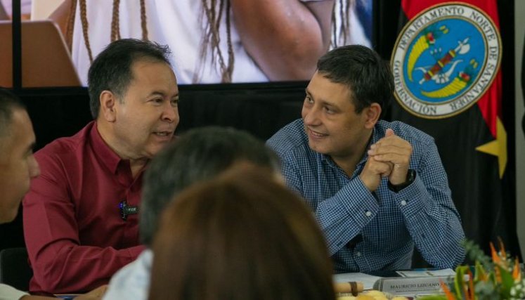 El ministro TIC se reunió con alcaldes de la región, el gobernador William Villamizar y diferentes dirigentes políticos, para presentar los proyectos que beneficiarán al departamento.
