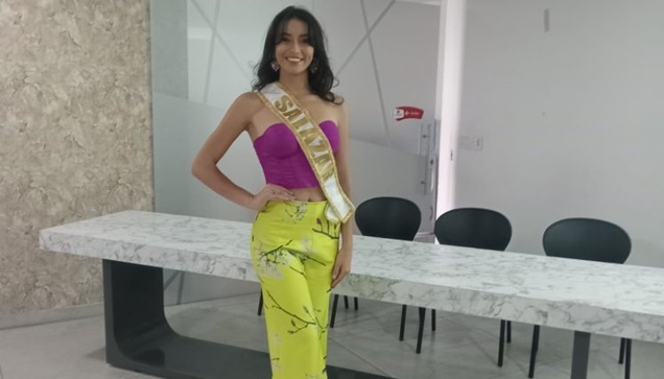 Las candidatas aspirantes al título del reinado departamental del café